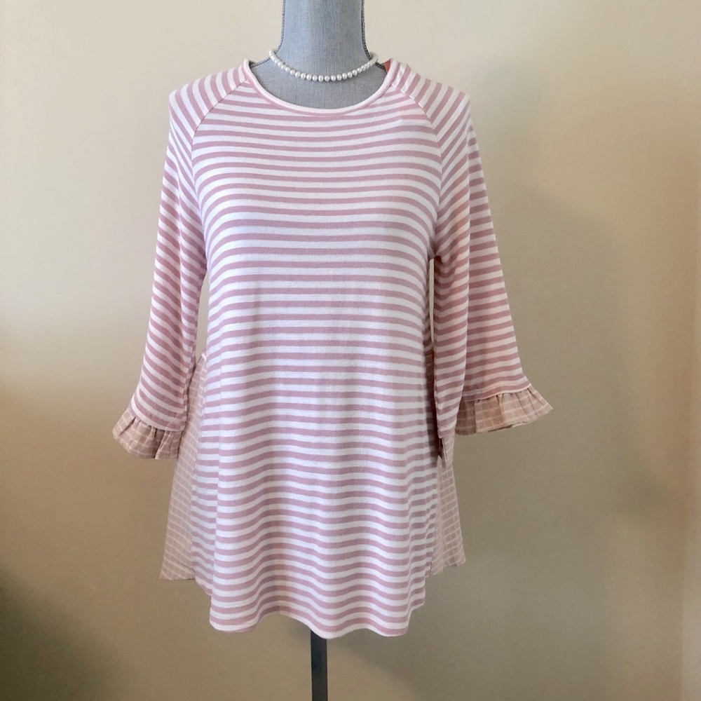 Wonderland by Orange Striped Ruffle Sweater. Sz Sm